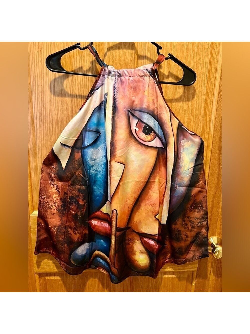 New Women’s Abstract Face Print Camisole Size XL - Picture 3 of 16